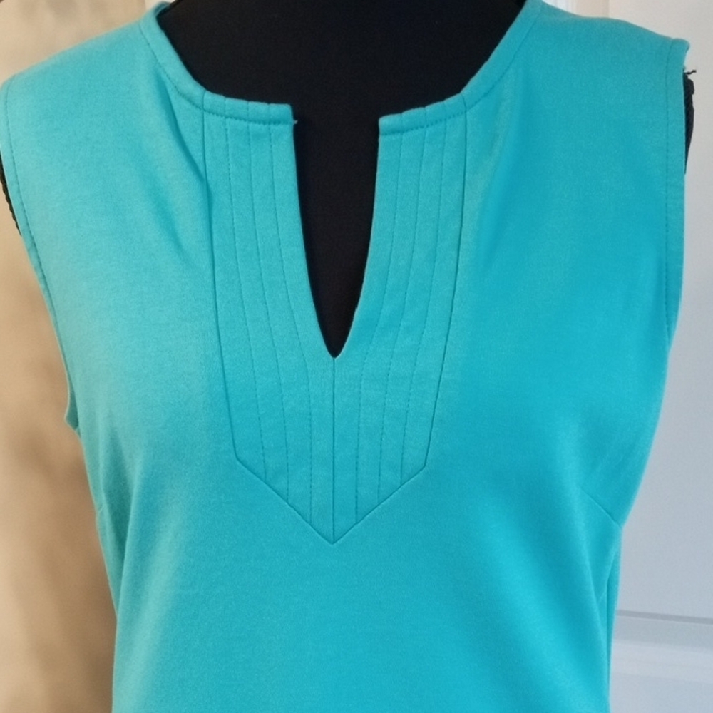 New York & Company Turquoise Sleeveless Mini Dress. Size Small - Picture 3 of 9